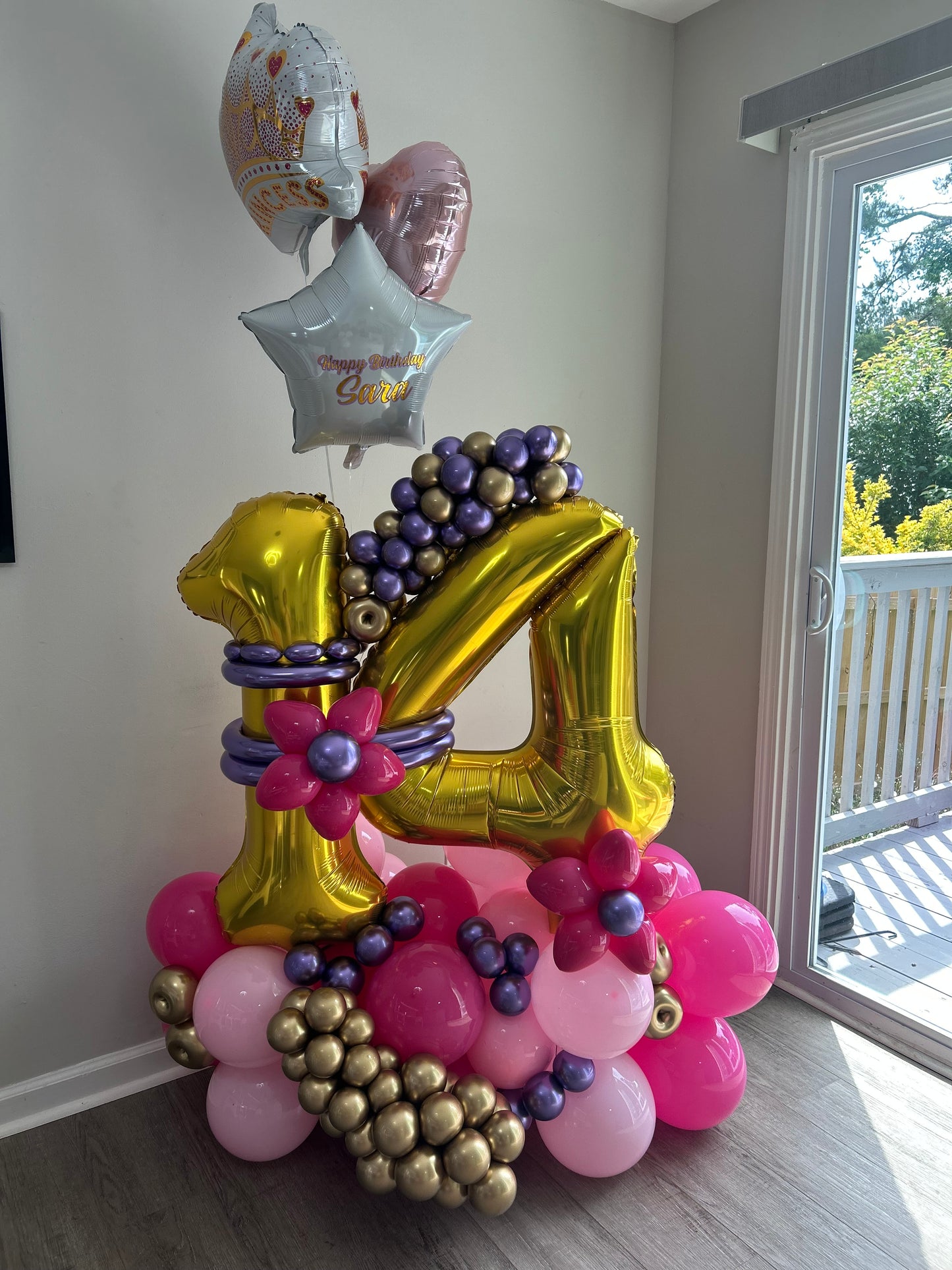 Bouquets of balloons