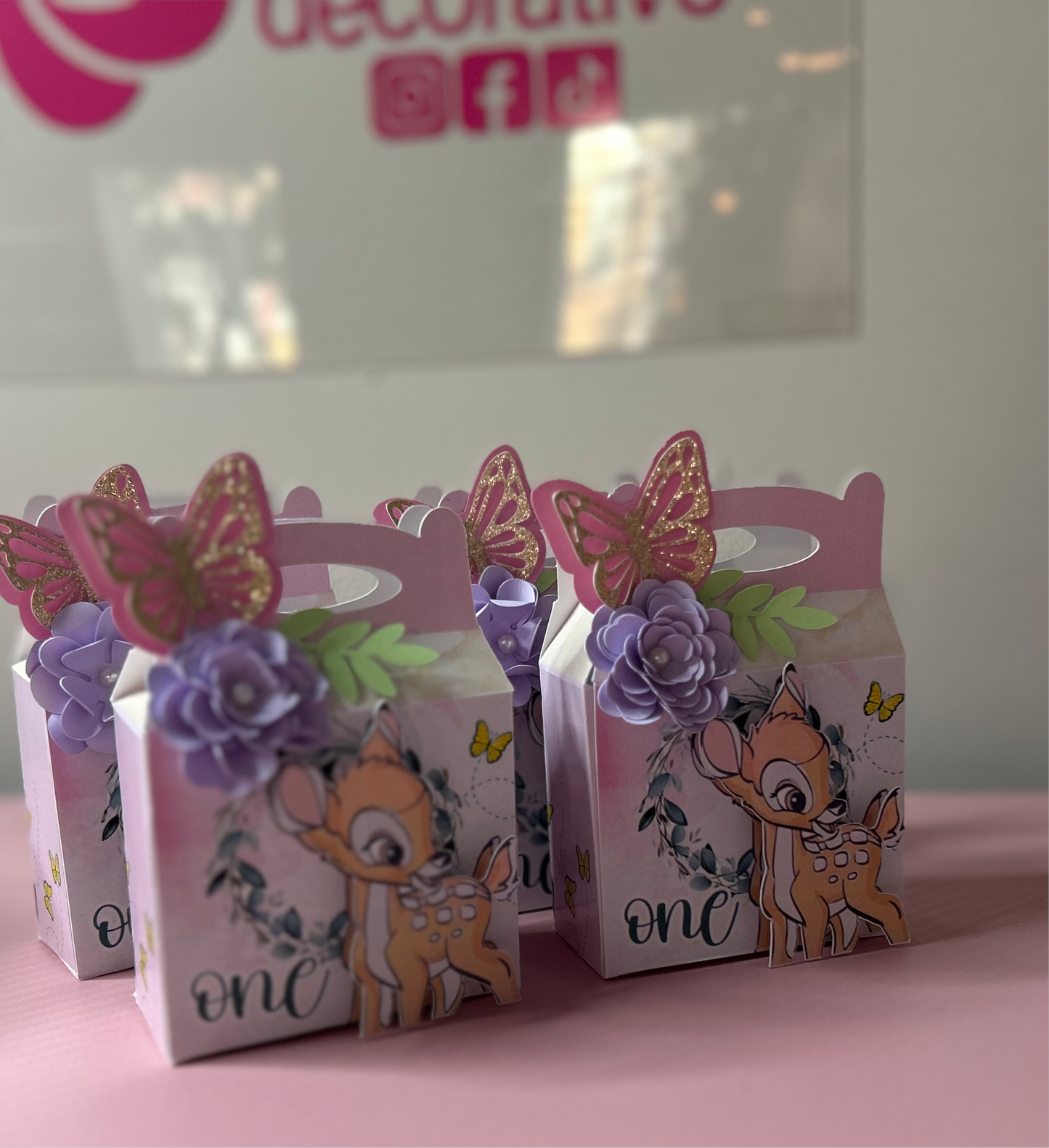 Mini caja para dulce / personaje Bamby