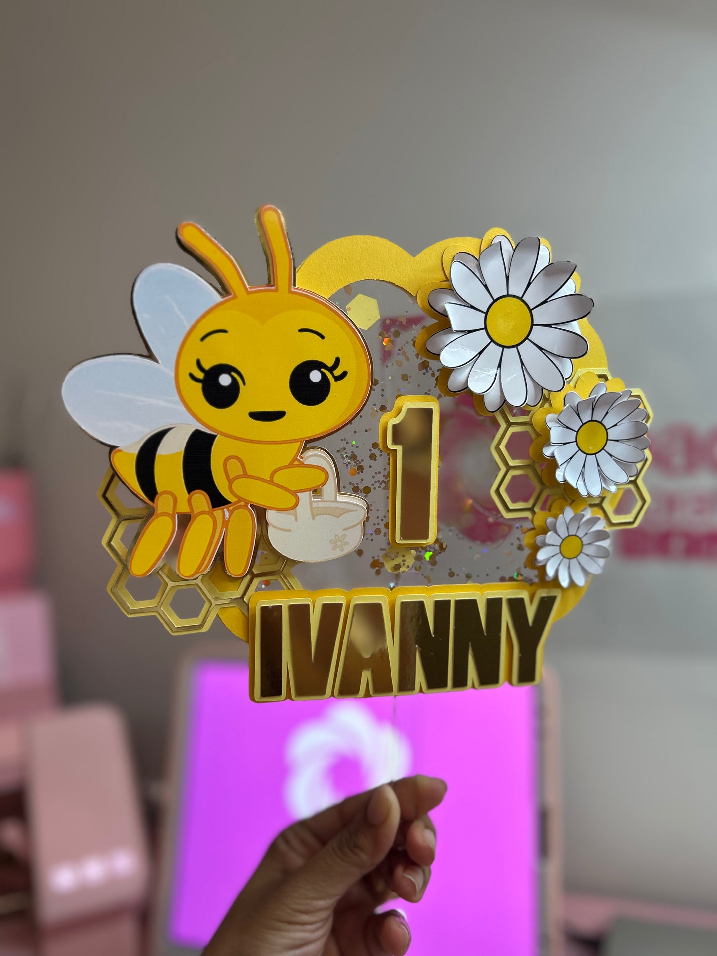 Cake topper abejita